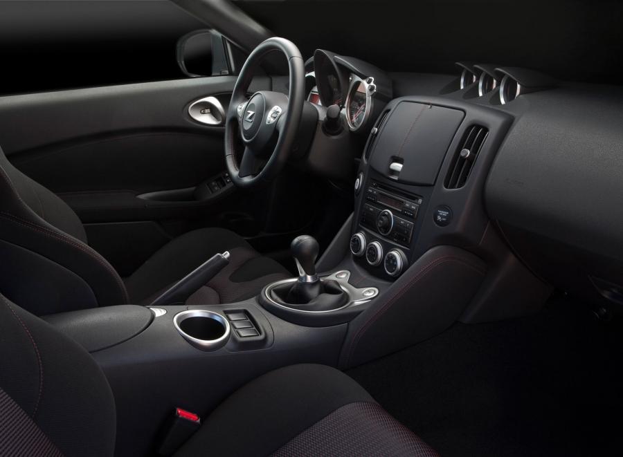  Nissan 370Z by Nismo 2009 года  (фото 46 из 50)